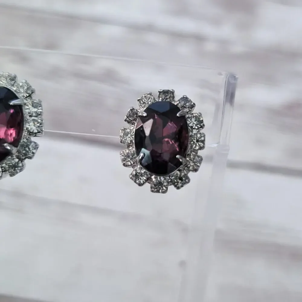 Vintage clip earrings